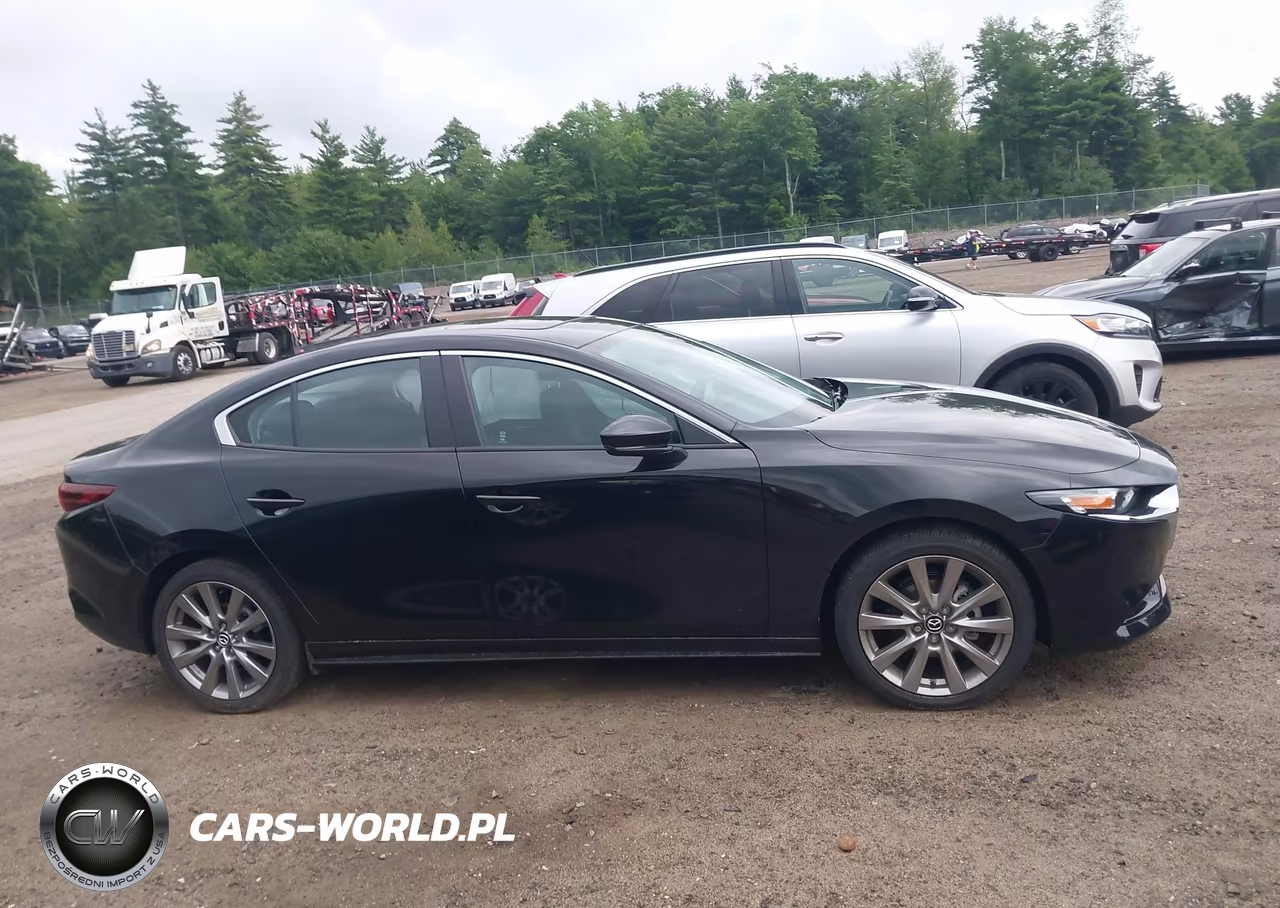 2026 Mazda Mazda3 2.5 S Preferred VIN:JM1BPACL5T1889148 - 14
