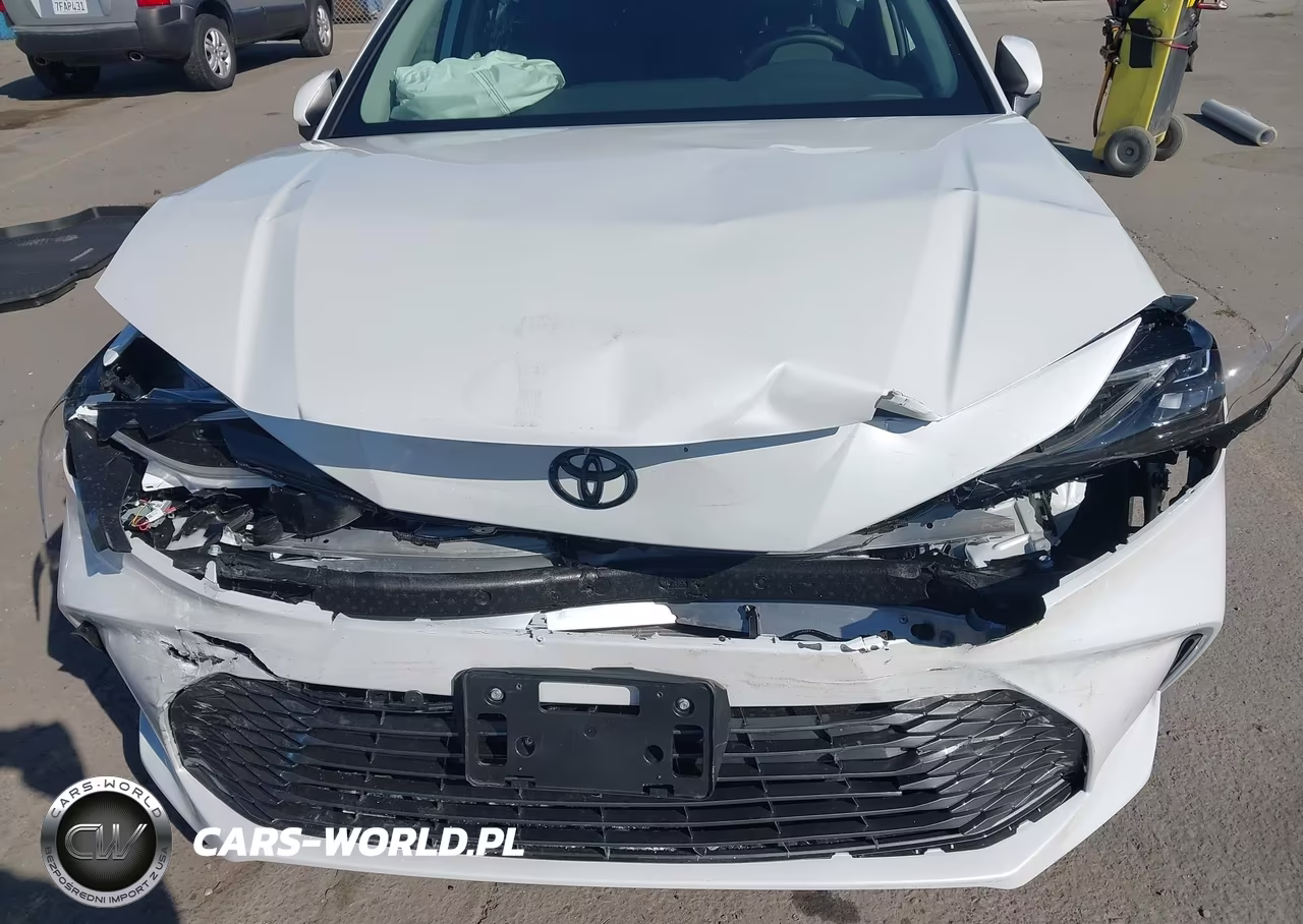 2026 Toyota Camry Xle VIN:4T1DAACK5TU682030 - 6