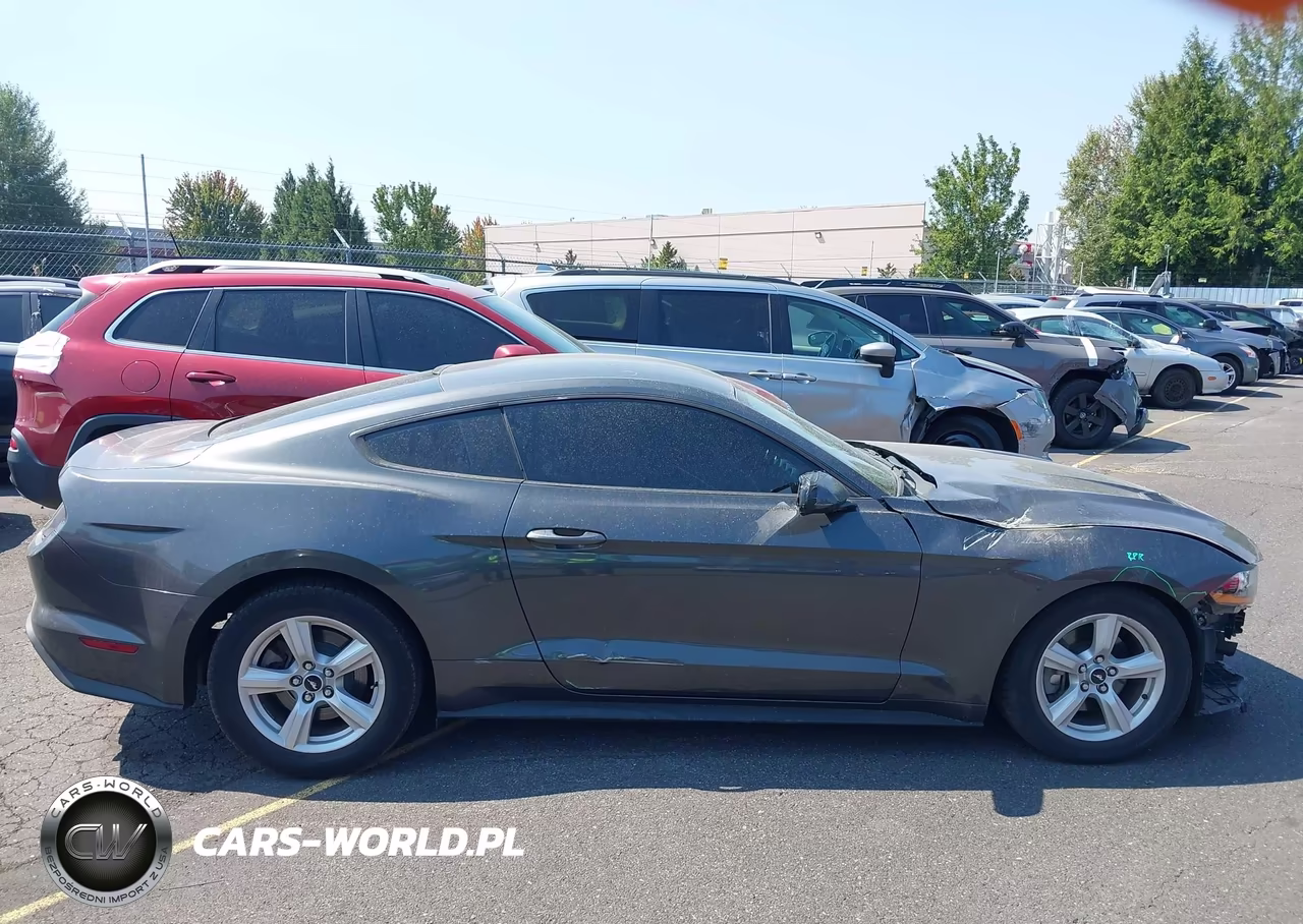 2018 Ford Mustang Ecoboost VIN:1FA6P8TH1J5123693 - 14