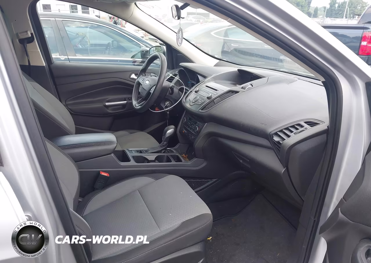 2018 Ford Escape Se VIN:1FMCU0GD2JUA65707 - 5