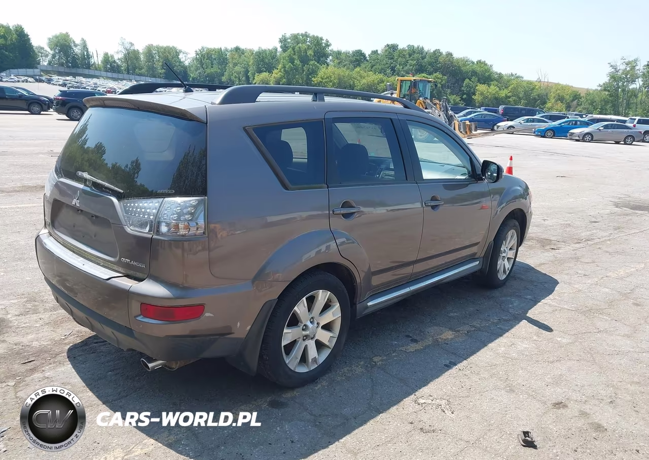 2011 Mitsubishi Outlander Se VIN:JA4JT3AW9BU012640 - 4