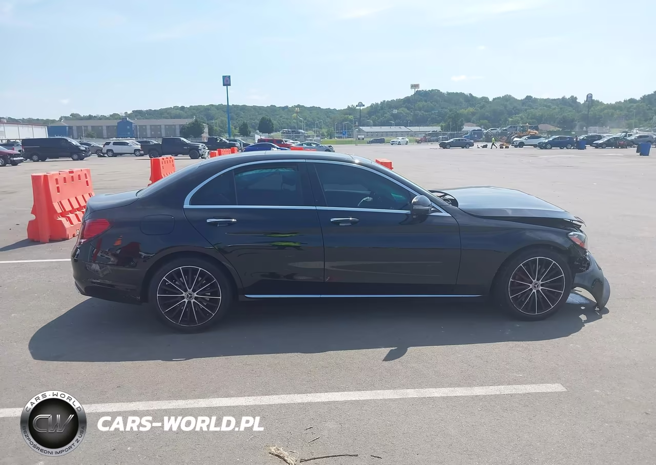 2021 Mercedes-Benz C 300 Sedan VIN:W1KWF8DB5MR630428 - 13