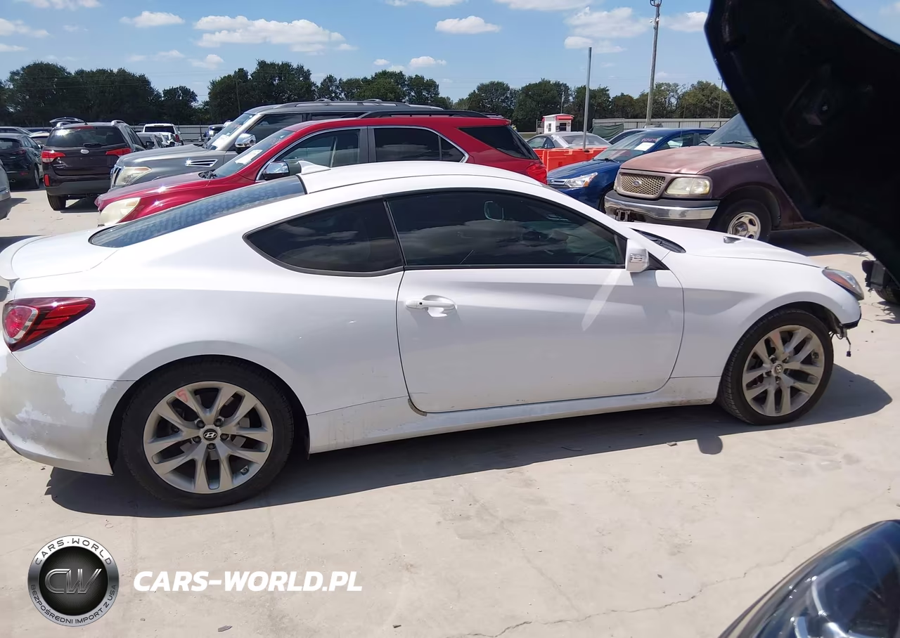 2016 Hyundai Genesis 3.8 Base VIN:KMHHT6KJXGU136556 - 14