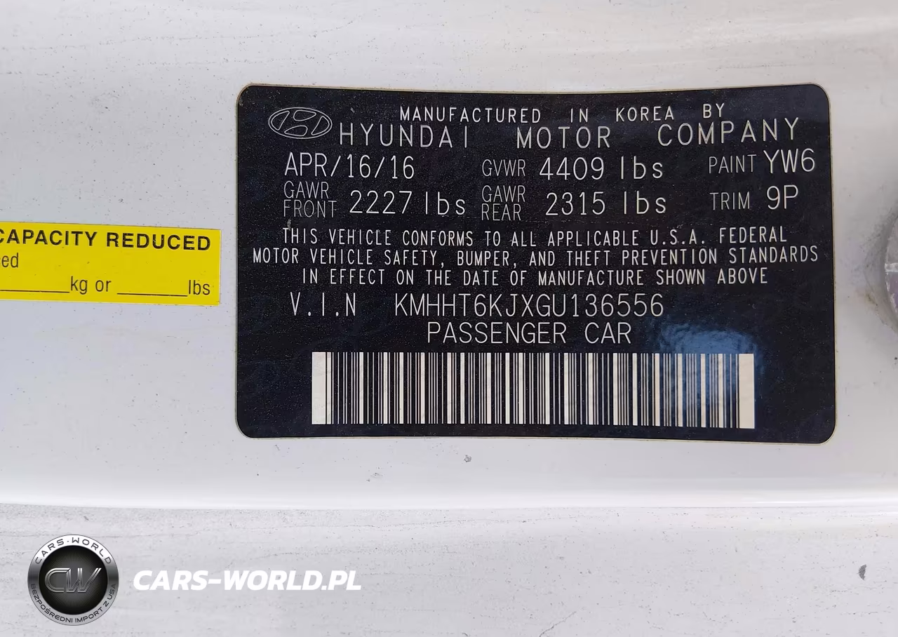 2016 Hyundai Genesis 3.8 Base VIN:KMHHT6KJXGU136556 - 9