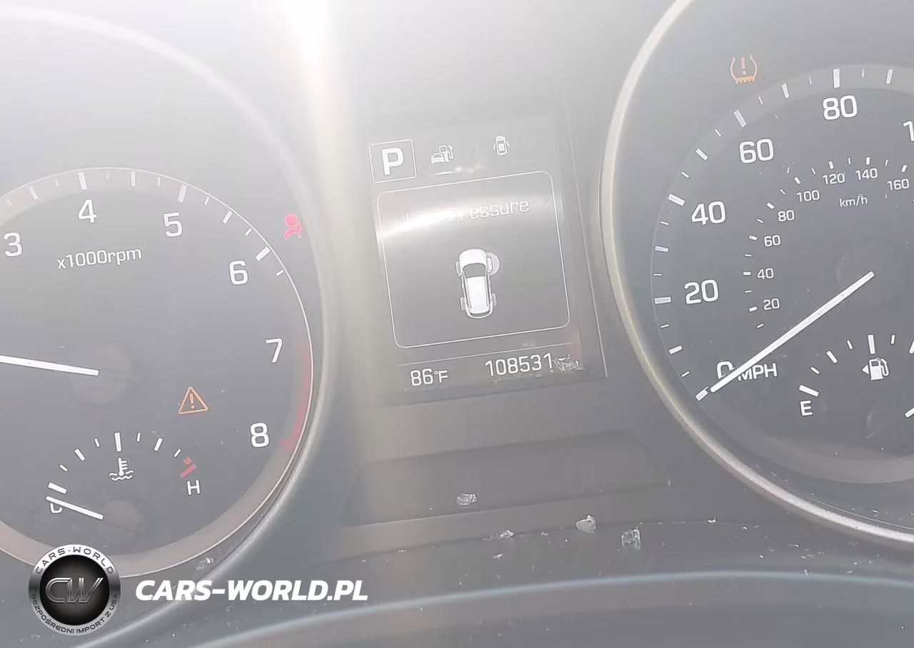 2017 Hyundai Santa Fe Se VIN:KM8SMDHF9HU207824 - 7