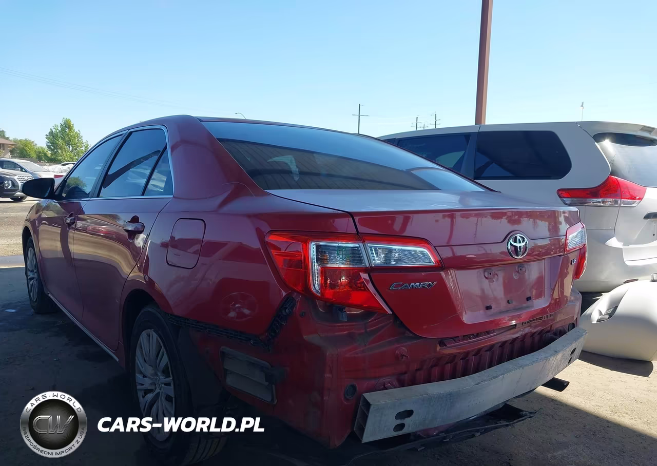 2013 Toyota Camry Le VIN:4T1BF1FK3DU670223 - 3