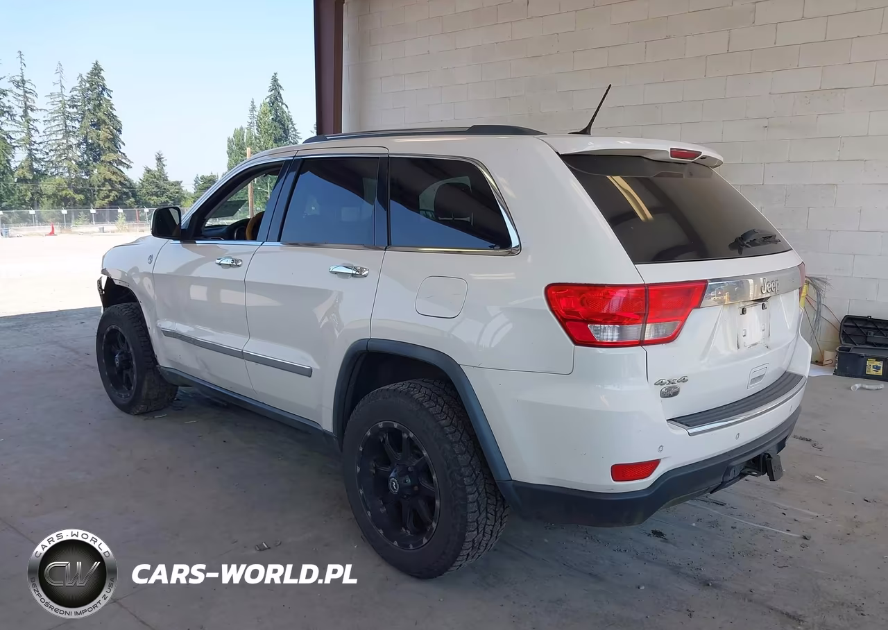 2011 Jeep Grand Cherokee Overland VIN:1J4RR6GG7BC635859 - 3