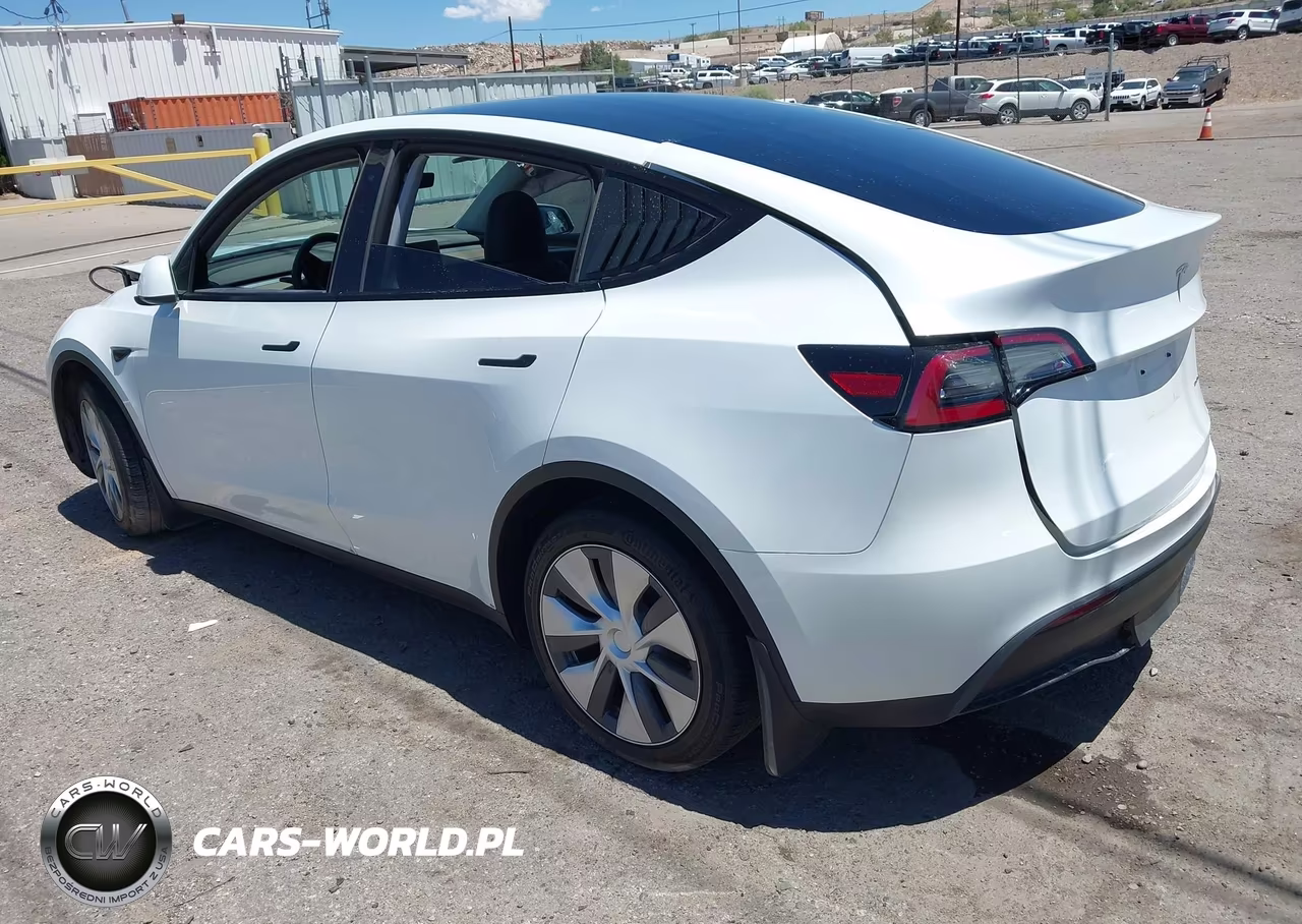 2023 Tesla Model Y Awd-Long Range Dual Motor All-Wheel Drive VIN:7SAYGDEE6PA130385 - 3