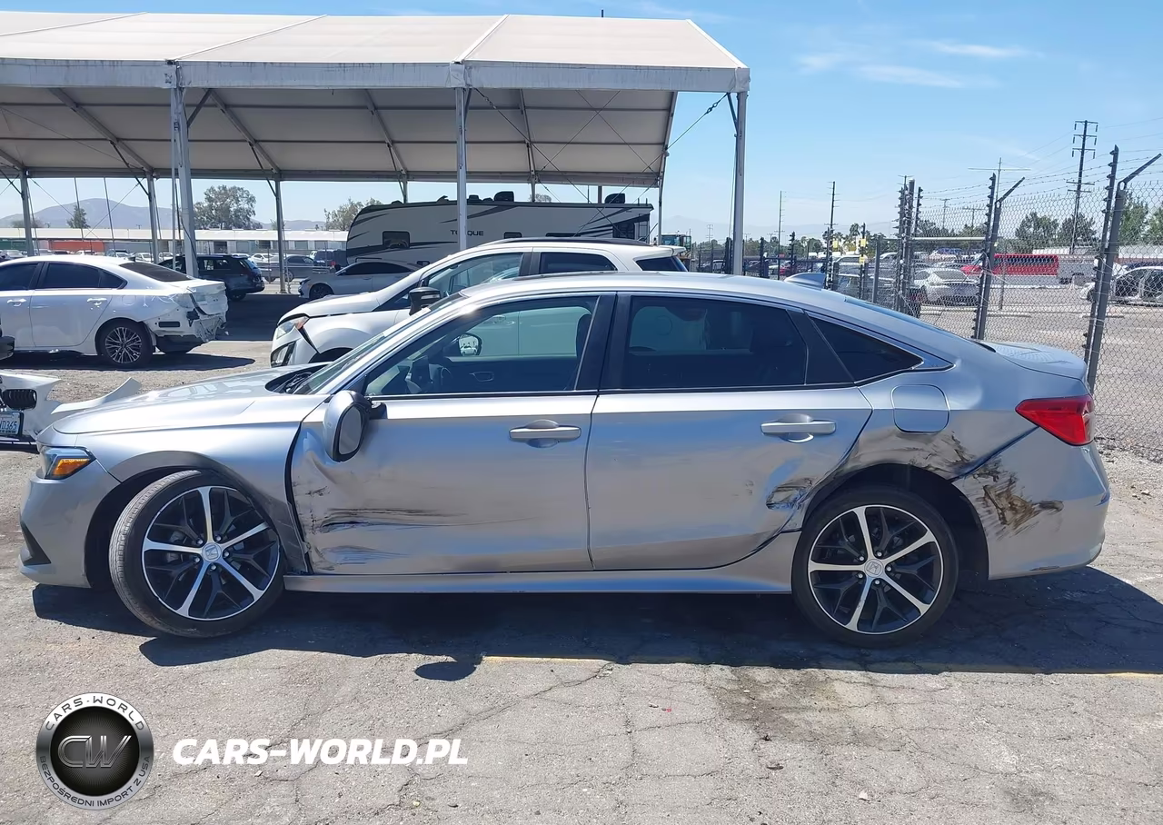 2022 Honda Civic Touring VIN:2HGFE1F96NH300346 - 14