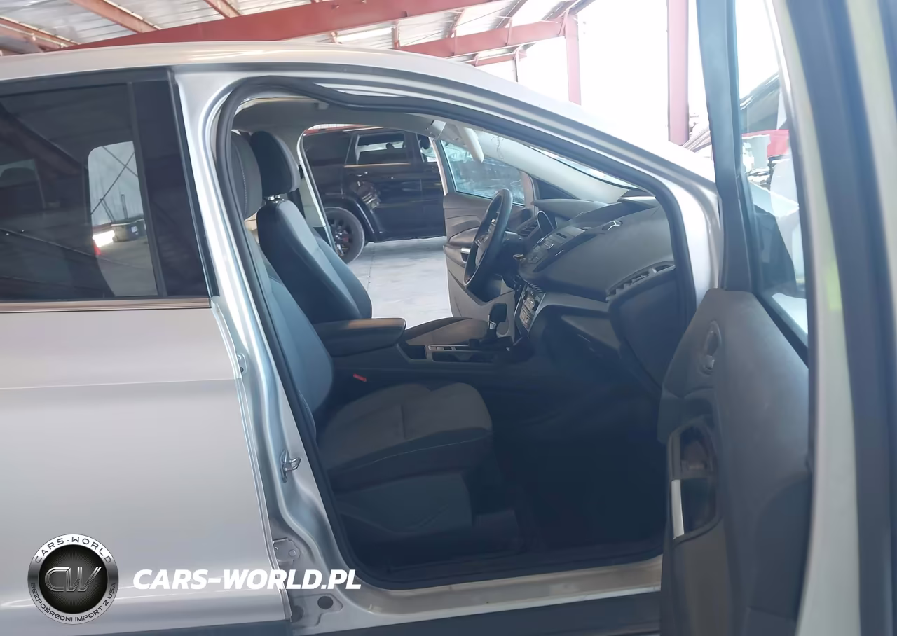 2017 Ford Escape Se VIN:1FMCU9GD0HUE49967 - 5