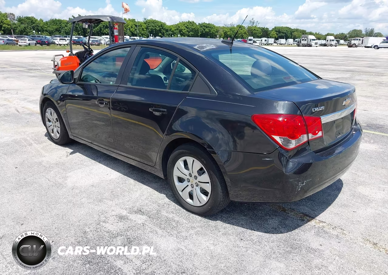 2013 Chevrolet Cruze Ls Auto VIN:1G1PA5SH9D7201137 - 3