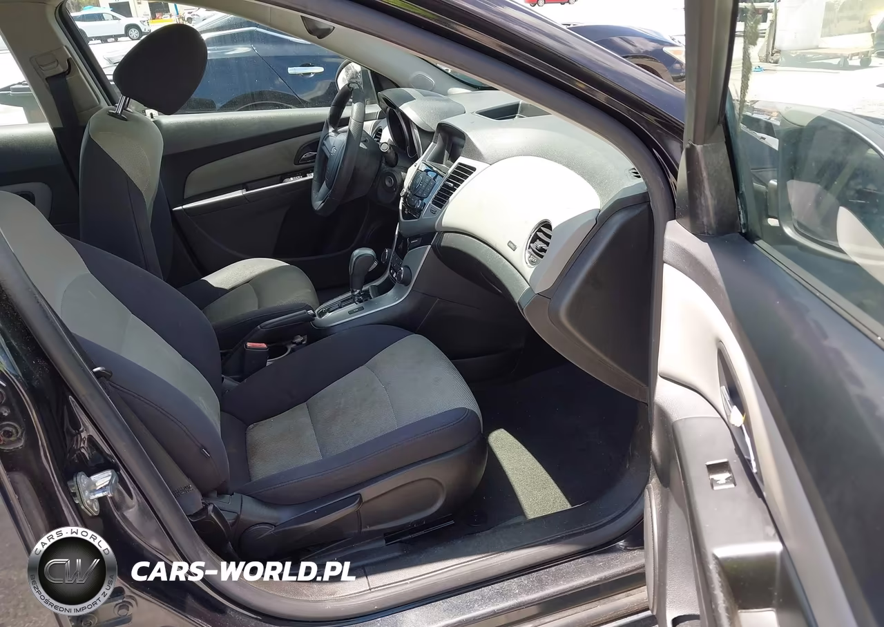 2013 Chevrolet Cruze Ls Auto VIN:1G1PA5SH9D7201137 - 5