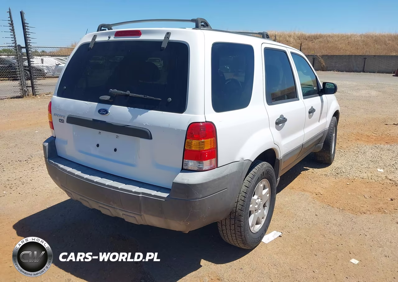 2005 Ford Escape Xlt VIN:1FMCU93185KA44815 - 4