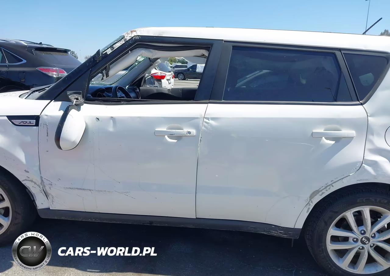 2018 Kia Soul + VIN:KNDJP3A56J7527433 - 15