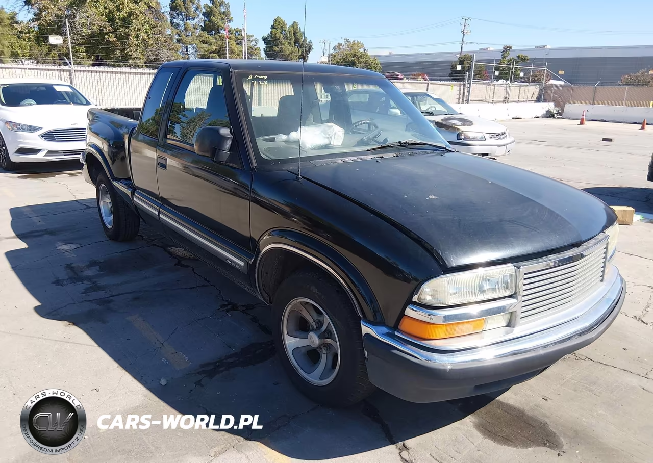 2001 Chevrolet S-10 Ls – zdjęcie 1 z 11