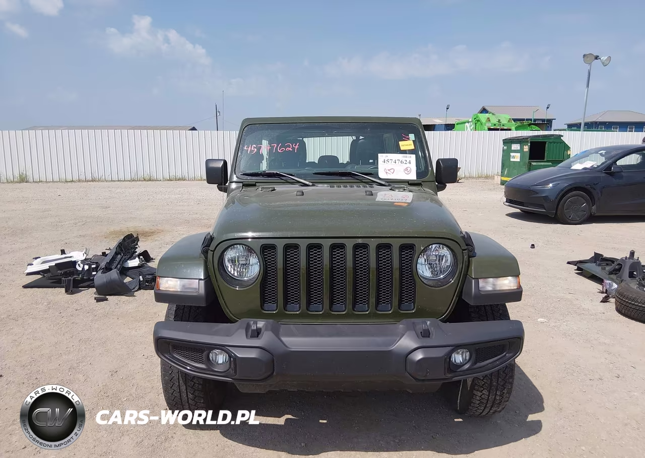 2021 Jeep Wrangler Unlimited Sahara Altitude 4X4 VIN:1C4HJXEN9MW558204 - 13
