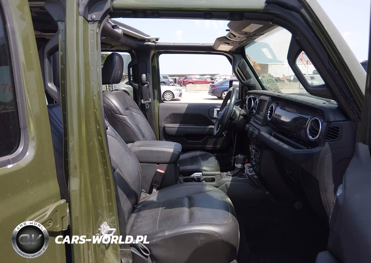 2021 Jeep Wrangler Unlimited Sahara Altitude 4X4 VIN:1C4HJXEN9MW558204 - 5