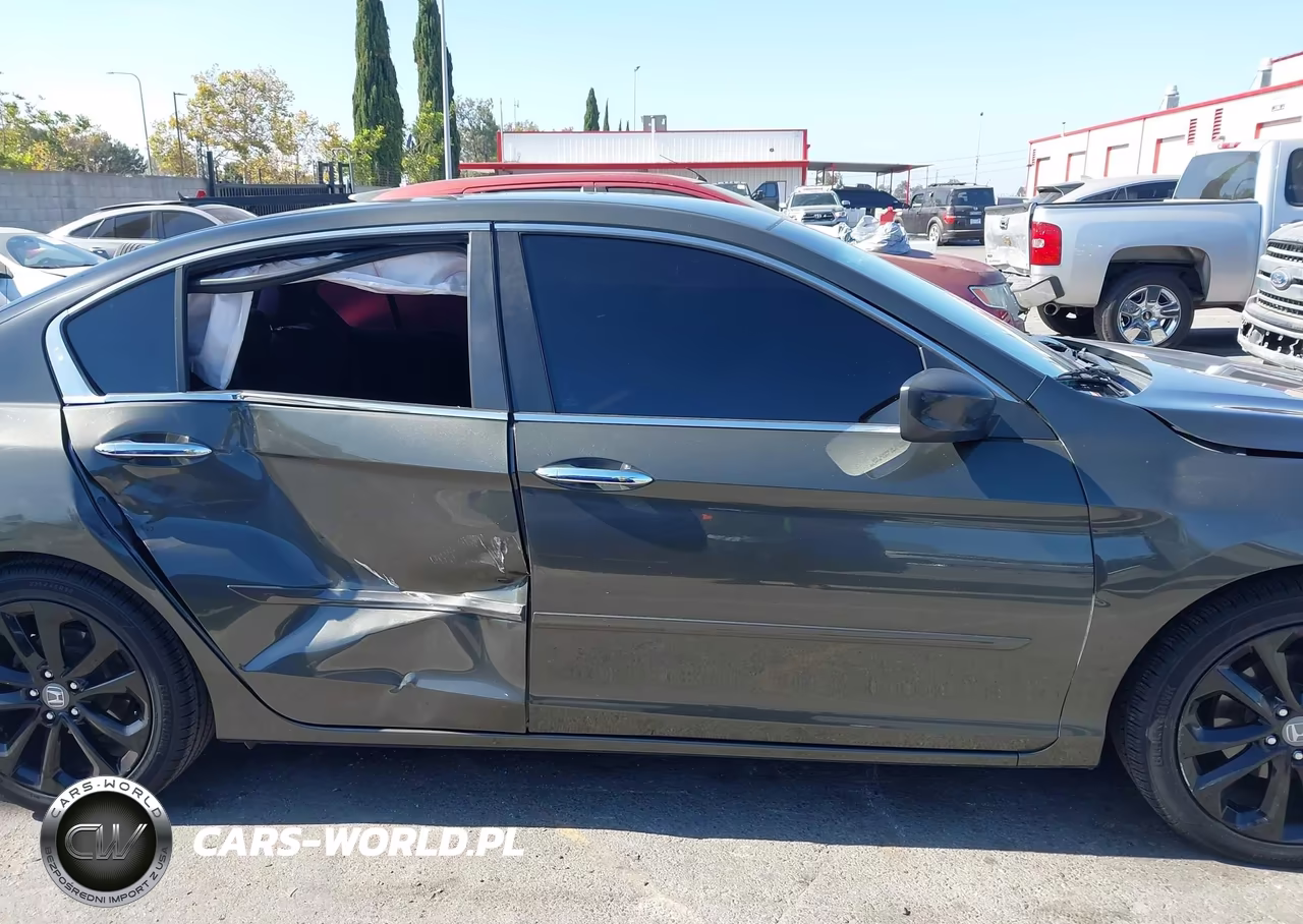 2013 Honda Accord Sport VIN:1HGCR2F52DA262492 - 13