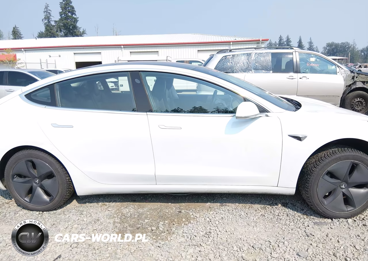 2018 Tesla Model 3 Long Range-Performance VIN:5YJ3E1EB5JF131197 - 13