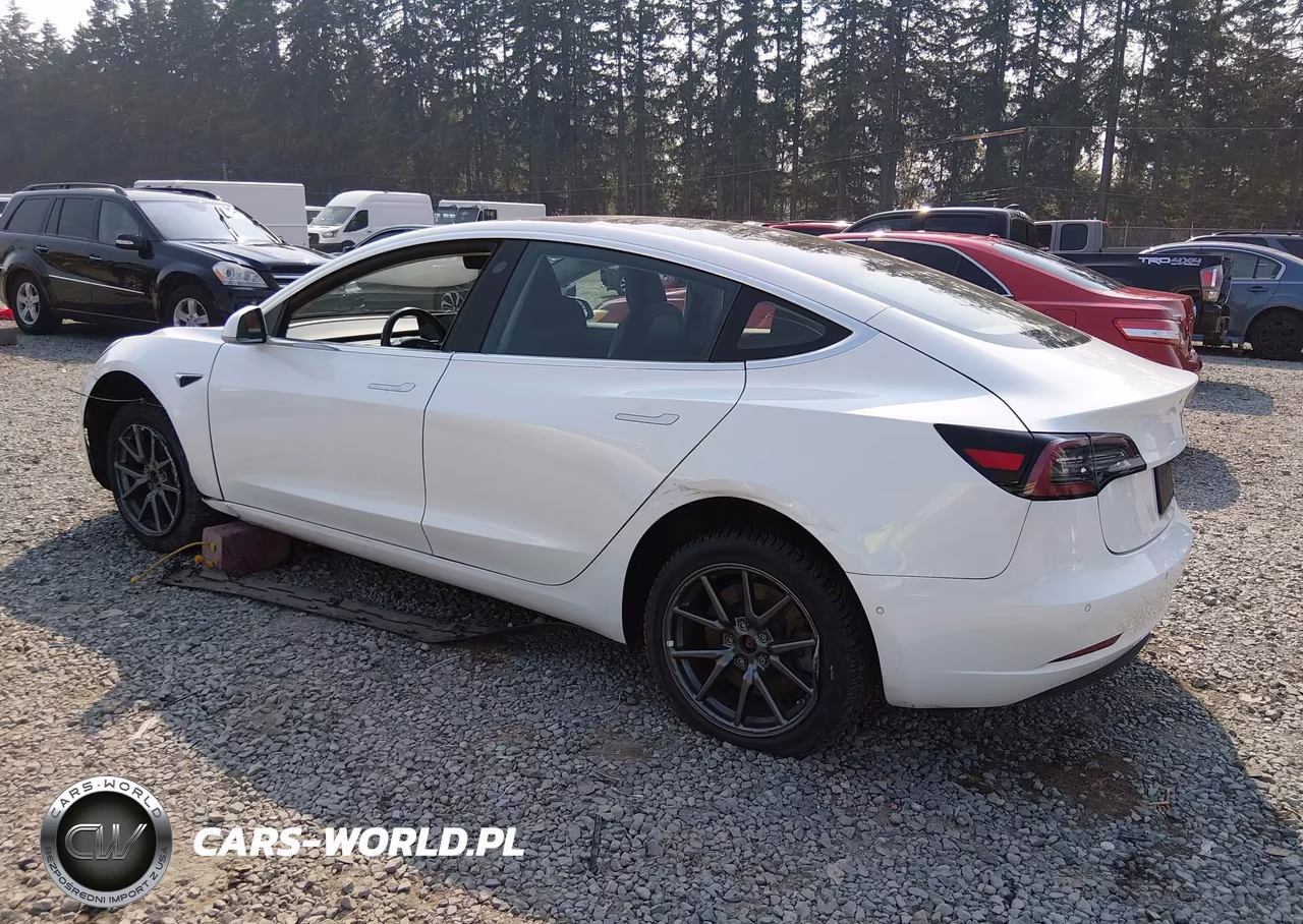 2018 Tesla Model 3 Long Range-Performance VIN:5YJ3E1EB5JF131197 - 3