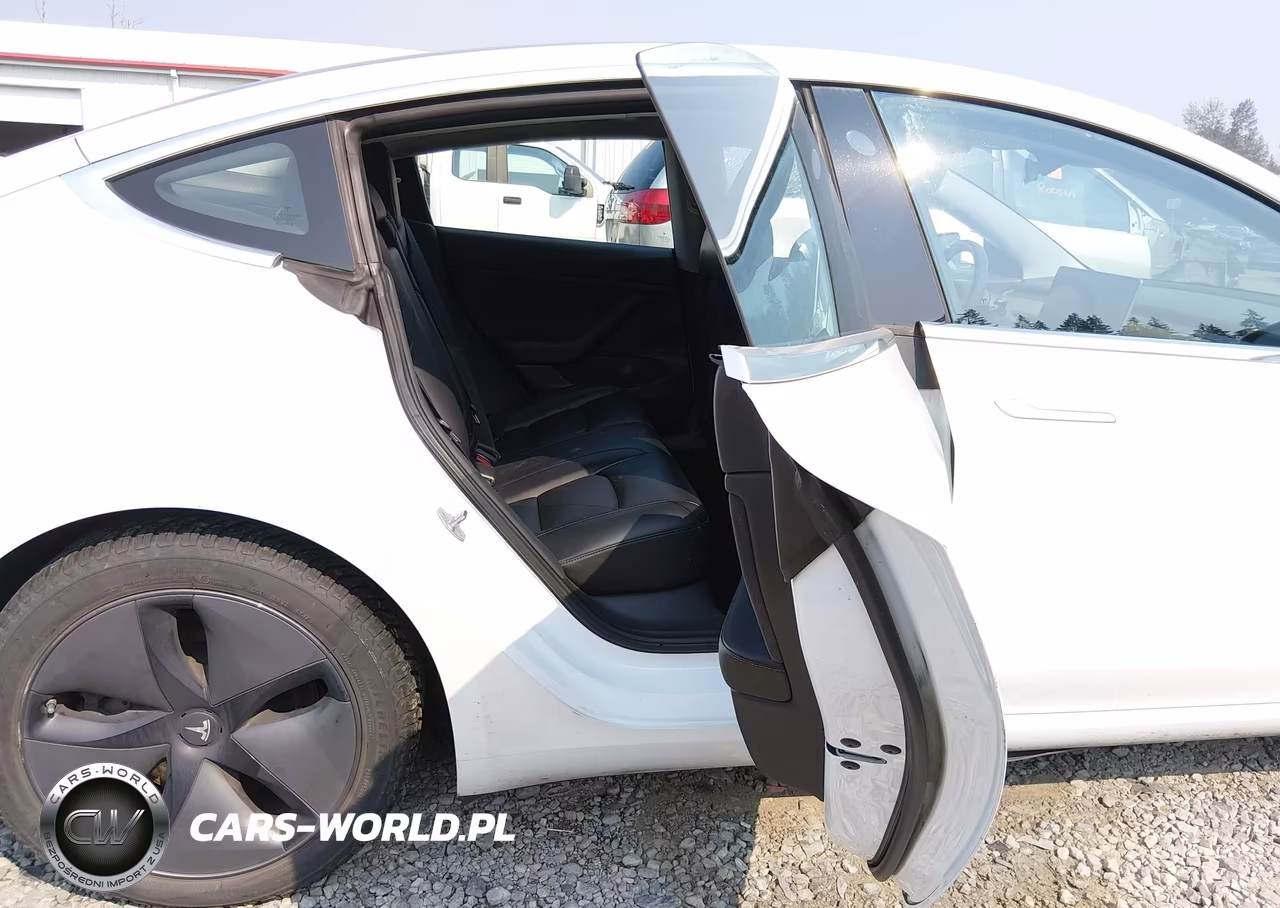 2018 Tesla Model 3 Long Range-Performance VIN:5YJ3E1EB5JF131197 - 8
