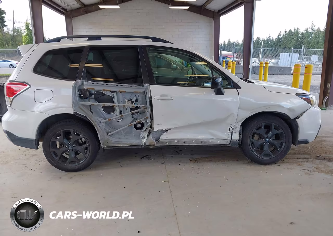 2018 Subaru Forester 2.5I Premium VIN:JF2SJAGC6JH549461 - 6