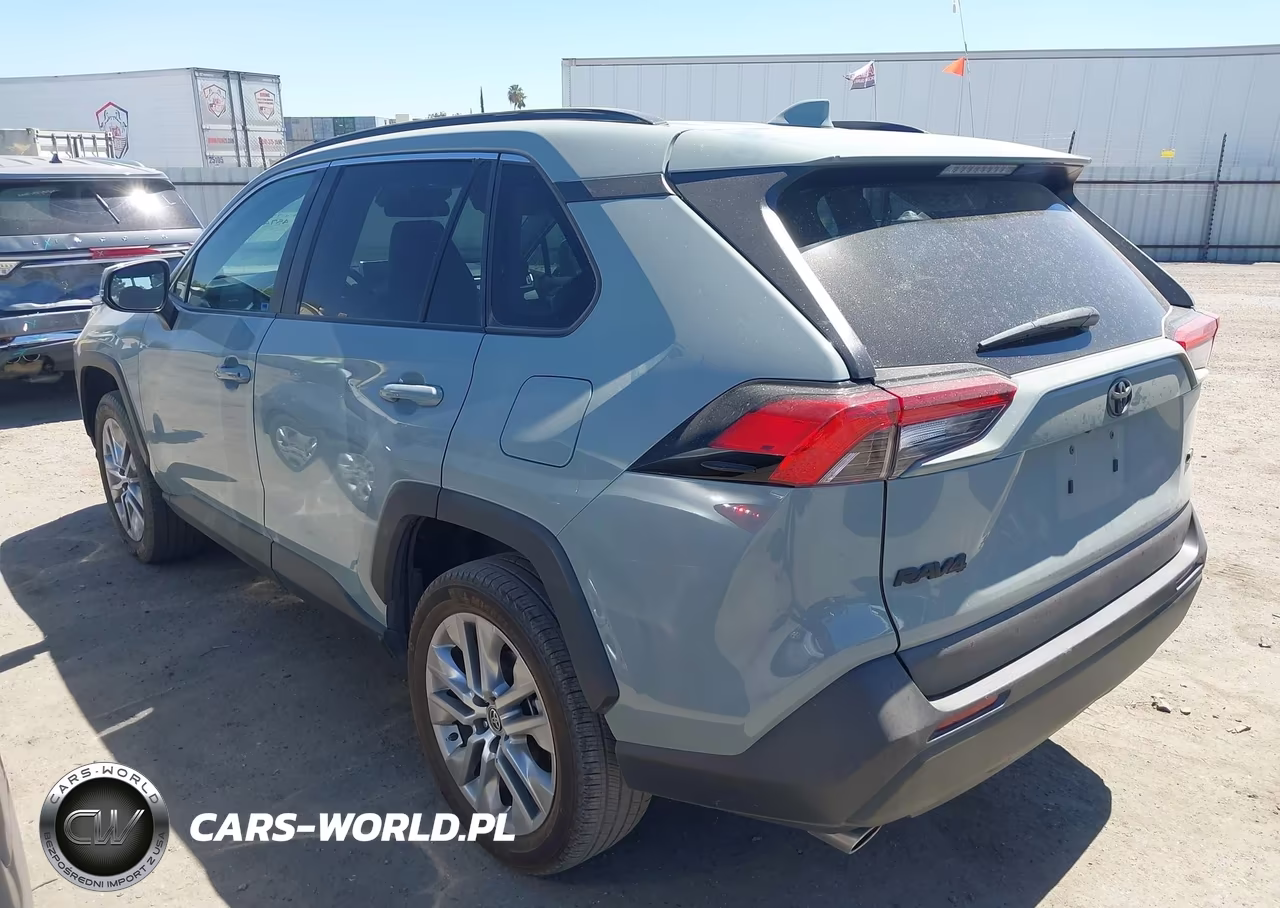 2023 Toyota Rav4 Xle Premium VIN:2T3C1RFV2PW297876 - 3