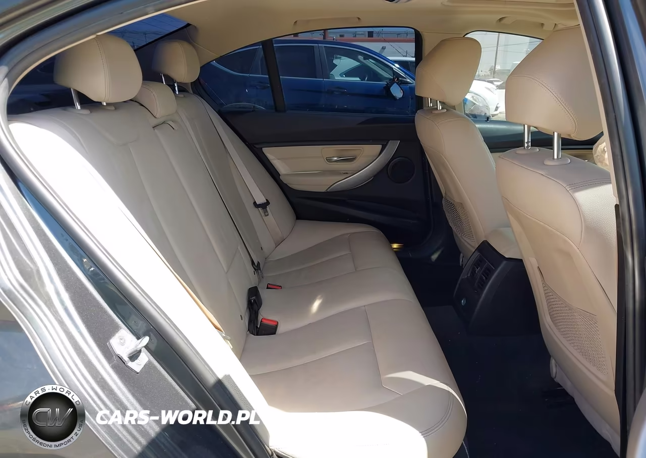 2018 BMW 320I VIN:WBA8A9C51JAH12833 - 8