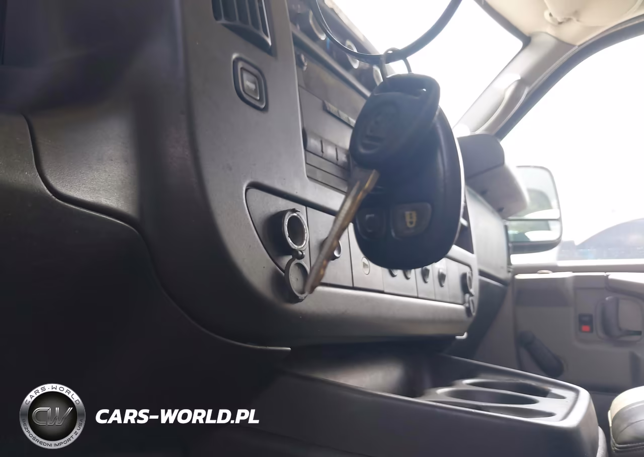 2013 Chevrolet Express 2500 Work Van VIN:1GCWGFCB1D1902548 - 11
