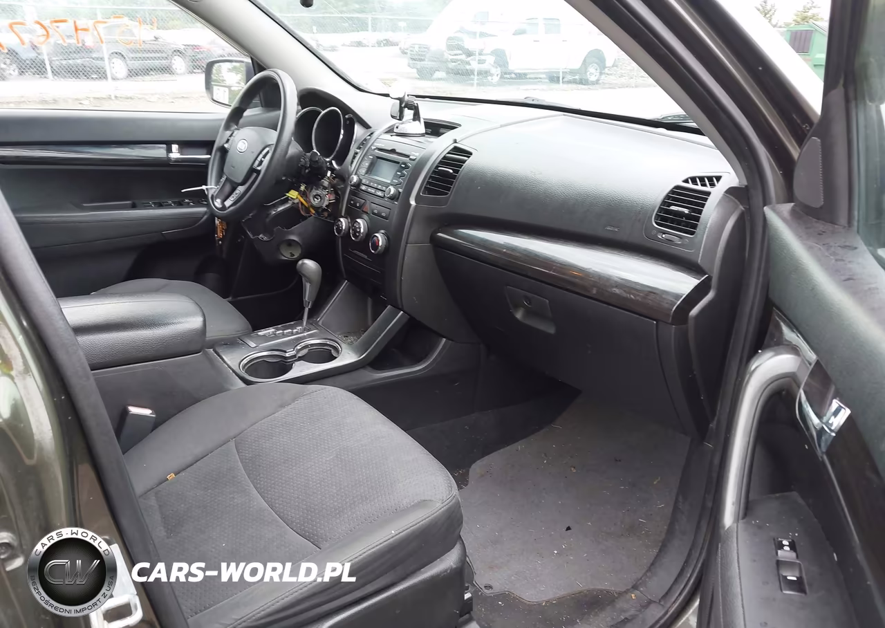 2012 Kia Sorento Lx VIN:5XYKT4A1XCG189253 - 5
