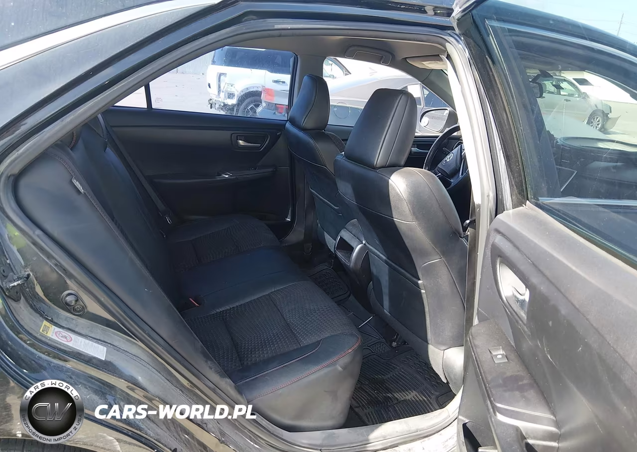 2015 Toyota Camry Se VIN:4T1BF1FK4FU024739 - 8