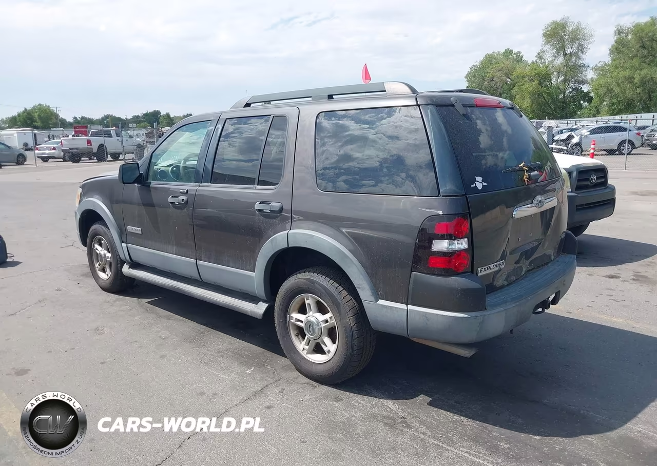 2006 Ford Explorer Xlt VIN:1FMEU73EX6UB47918 - 3