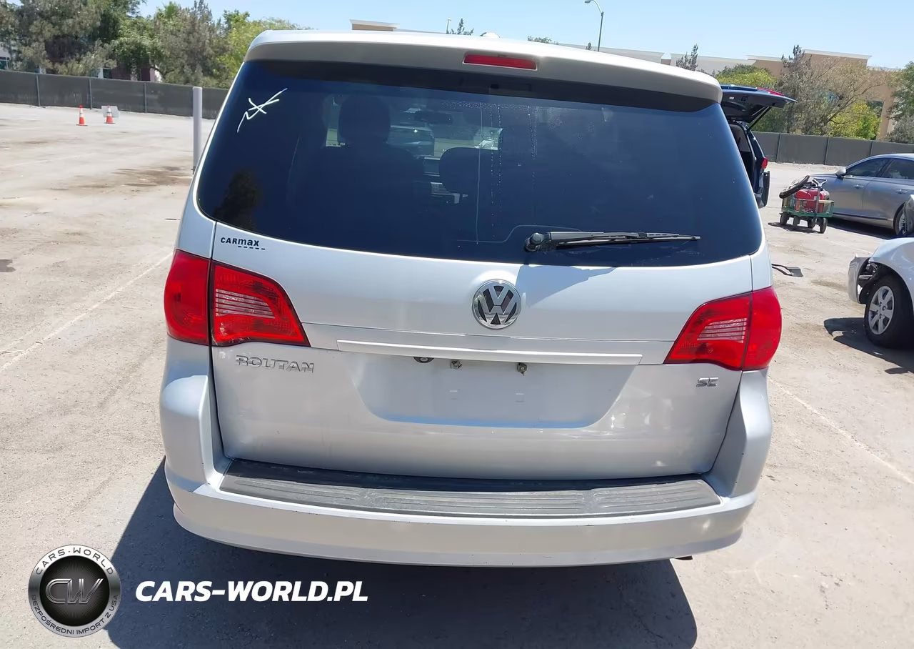 2010 Volkswagen Routan Se VIN:2V4RW3D16AR231072 - 16