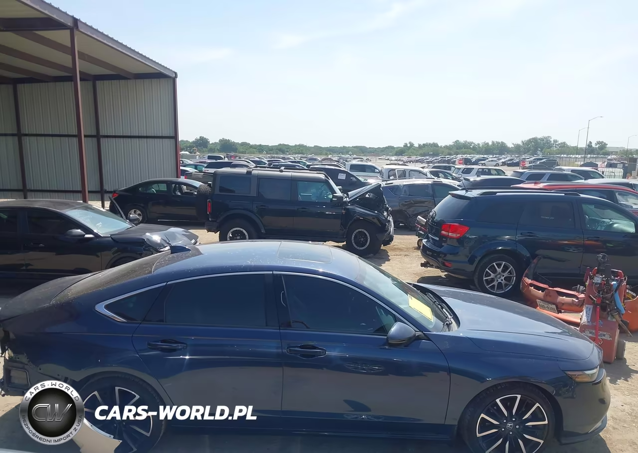 2024 Honda Accord Hybrid Touring VIN:1HGCY2F85RA031543 - 13