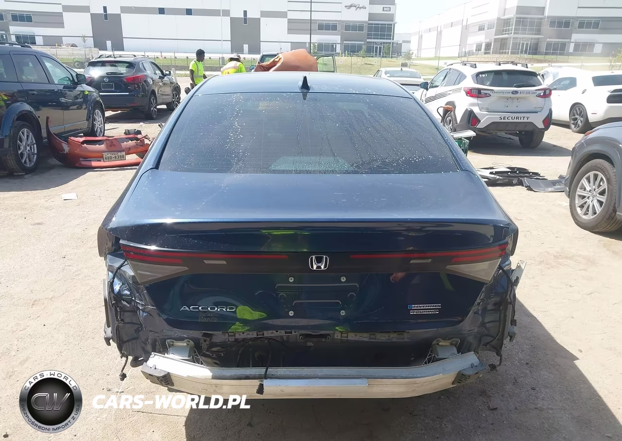 2024 Honda Accord Hybrid Touring VIN:1HGCY2F85RA031543 - 16
