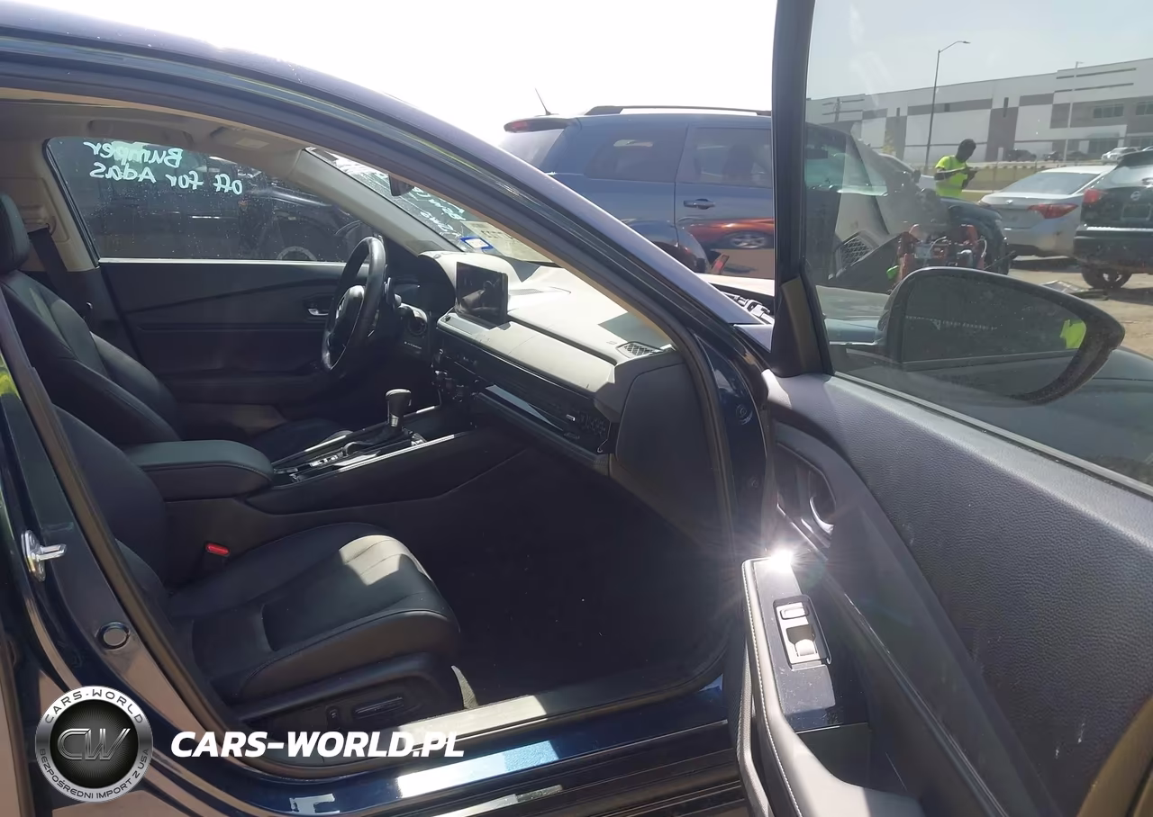 2024 Honda Accord Hybrid Touring VIN:1HGCY2F85RA031543 - 5