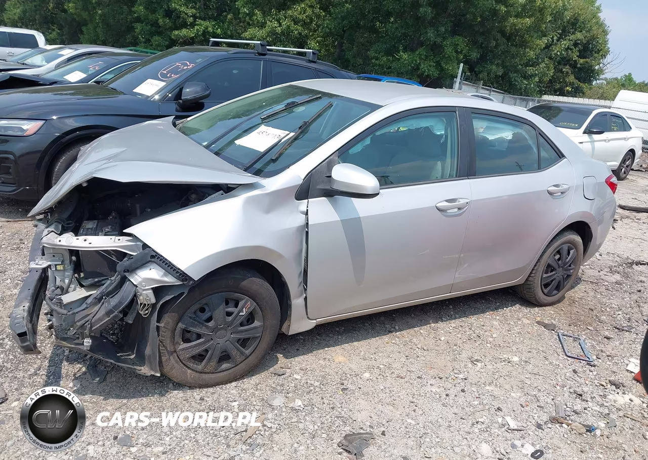 2015 Toyota Corolla Le VIN:2T1BURHE0FC481013 - 14