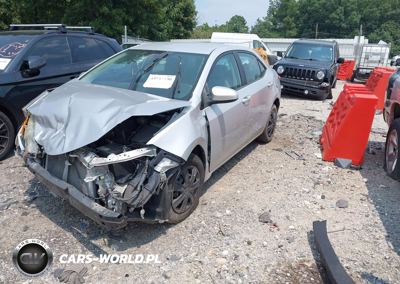 2015 Toyota Corolla Le VIN:2T1BURHE0FC481013 - 2
