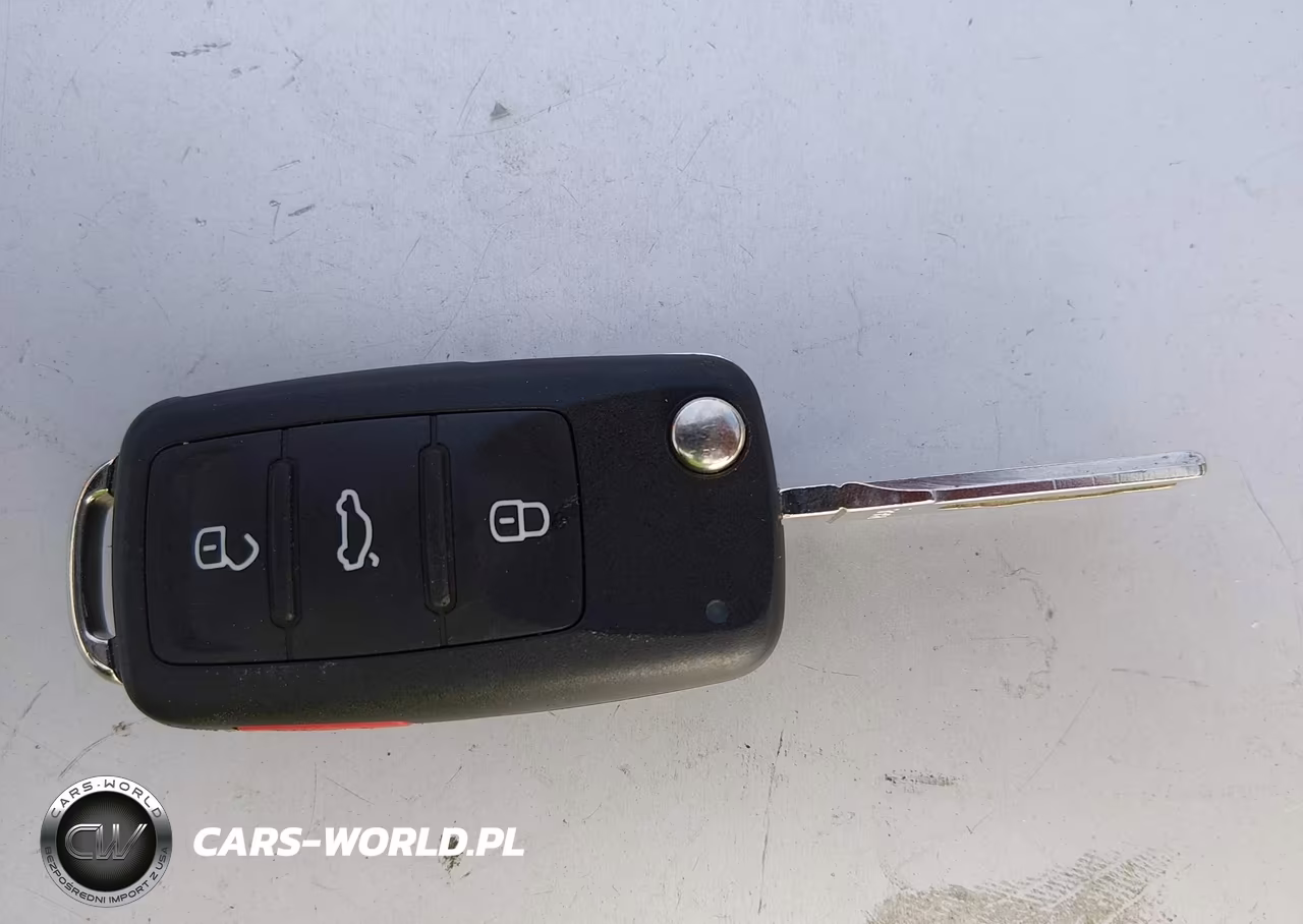 2018 Volkswagen Beetle 2.0T Coast-2.0T S VIN:3VWFD7AT6JM710127 - 11