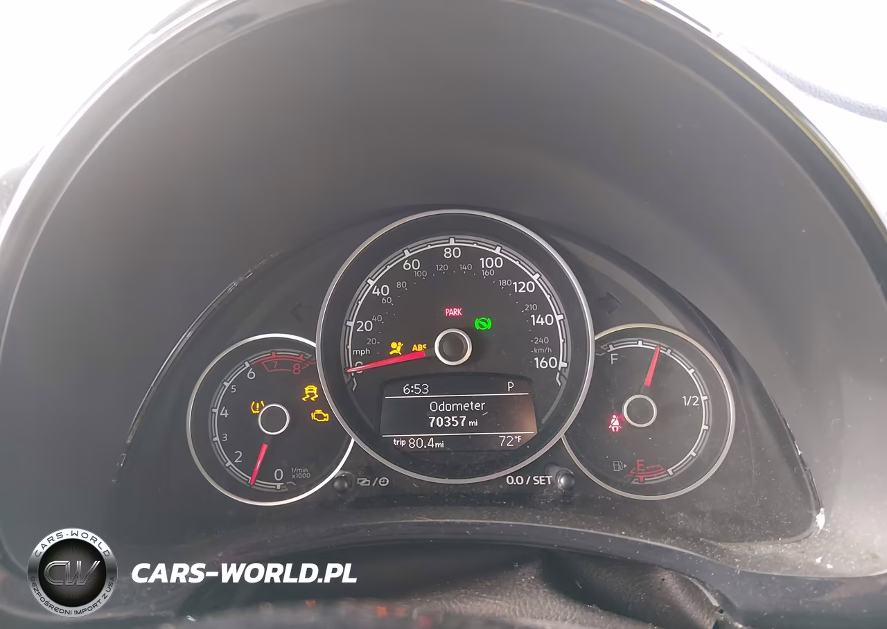2018 Volkswagen Beetle 2.0T Coast-2.0T S VIN:3VWFD7AT6JM710127 - 7