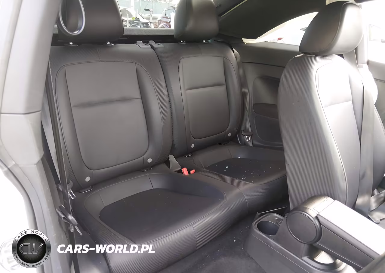 2018 Volkswagen Beetle 2.0T Coast-2.0T S VIN:3VWFD7AT6JM710127 - 8