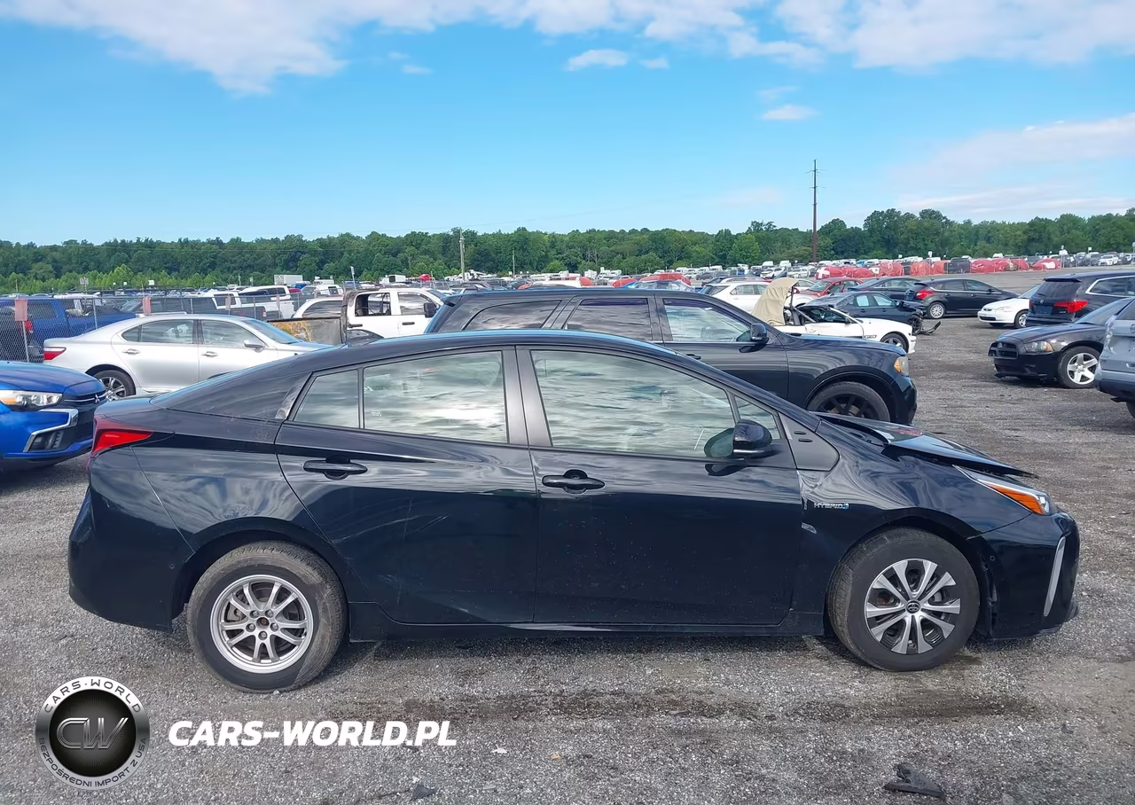 2022 Toyota Prius Xle Awd-E VIN:JTDL9MFU8N3034617 - 13