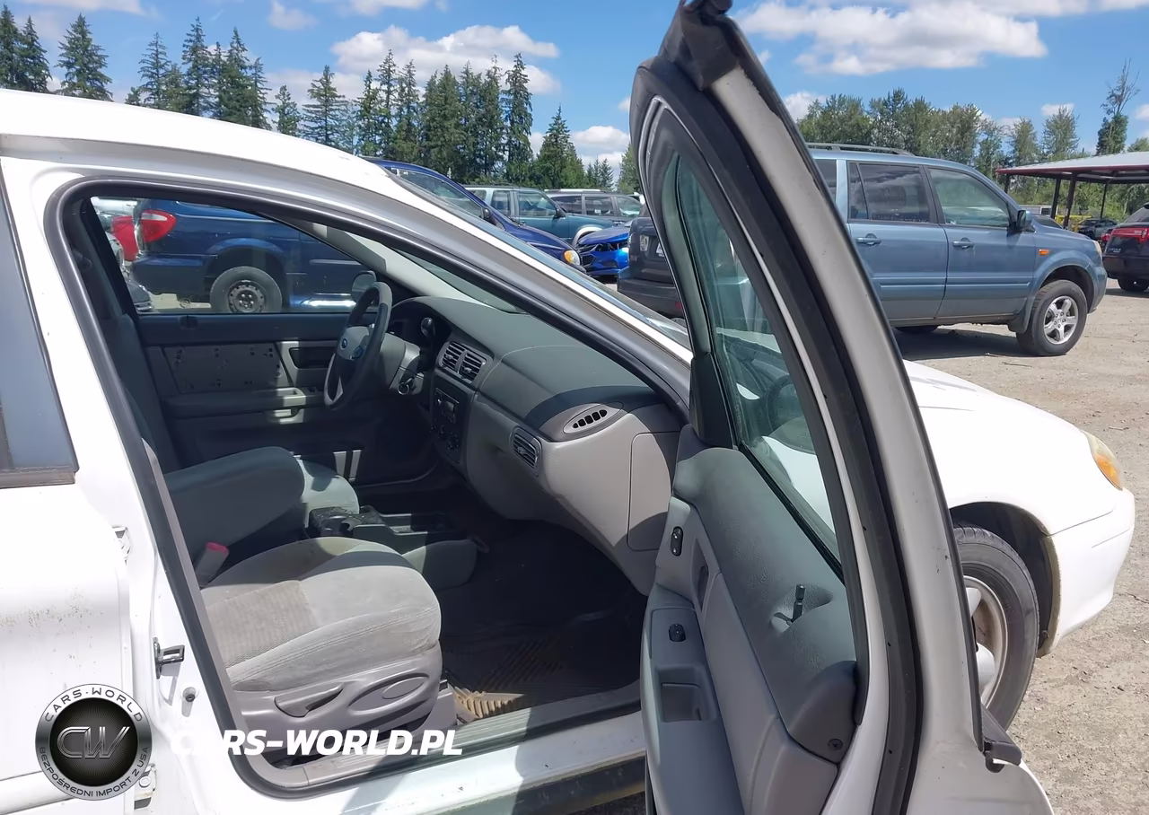 2003 Ford Taurus Se VIN:1FAFP53U03G255959 - 5