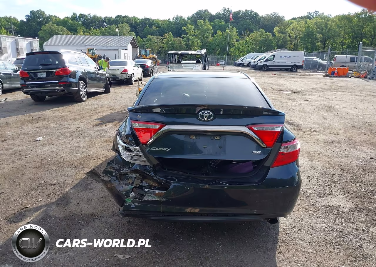 2016 Toyota Camry Se VIN:4T1BF1FK5GU158323 - 16