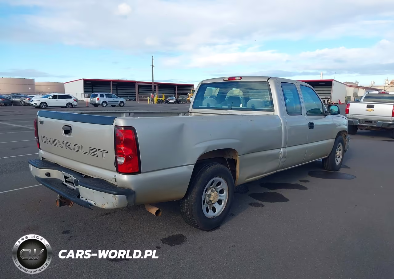 2007 Chevrolet Silverado 1500 Classic Work Truck VIN:1GCEC19Z07E127350 - 4