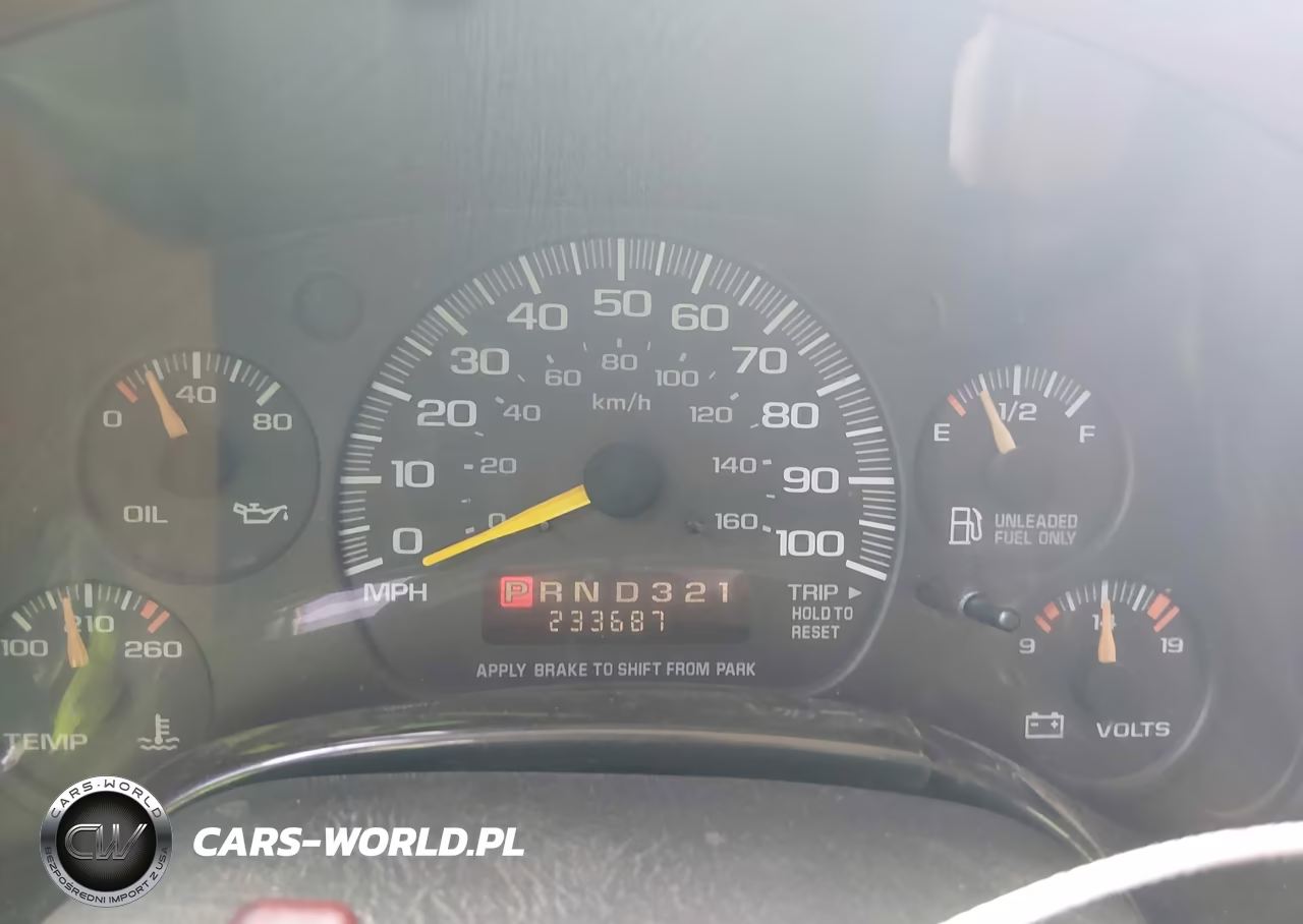 1998 Chevrolet Chevy Van G1500 VIN:1GBFG15R8W1029739 - 15
