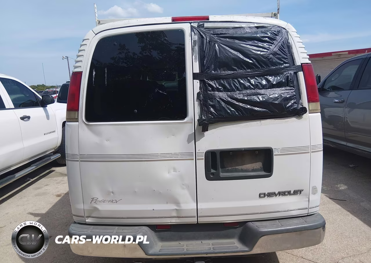 1998 Chevrolet Chevy Van G1500 VIN:1GBFG15R8W1029739 - 16