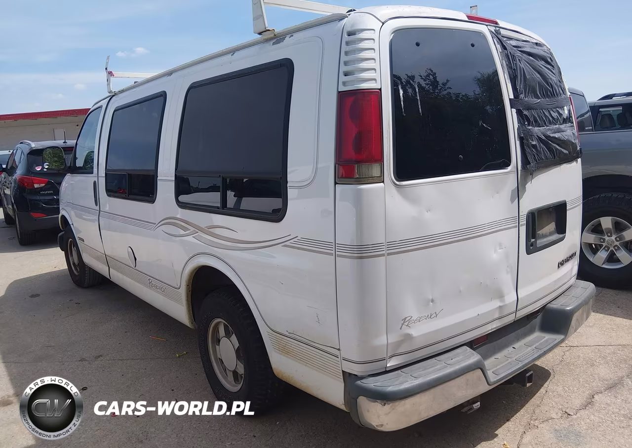 1998 Chevrolet Chevy Van G1500 VIN:1GBFG15R8W1029739 - 3
