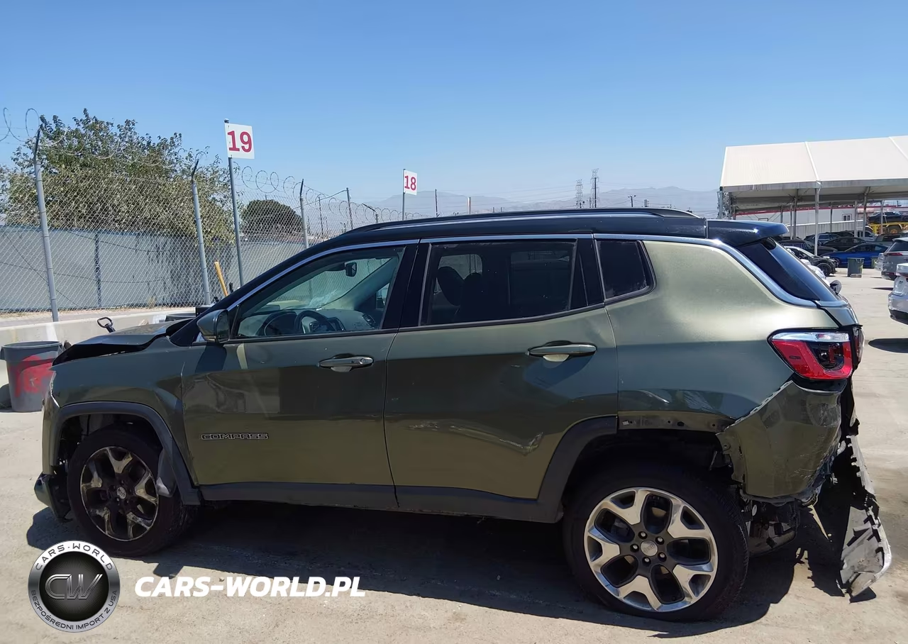 2019 Jeep Compass Limited 4X4 VIN:3C4NJDCB0KT827803 - 13