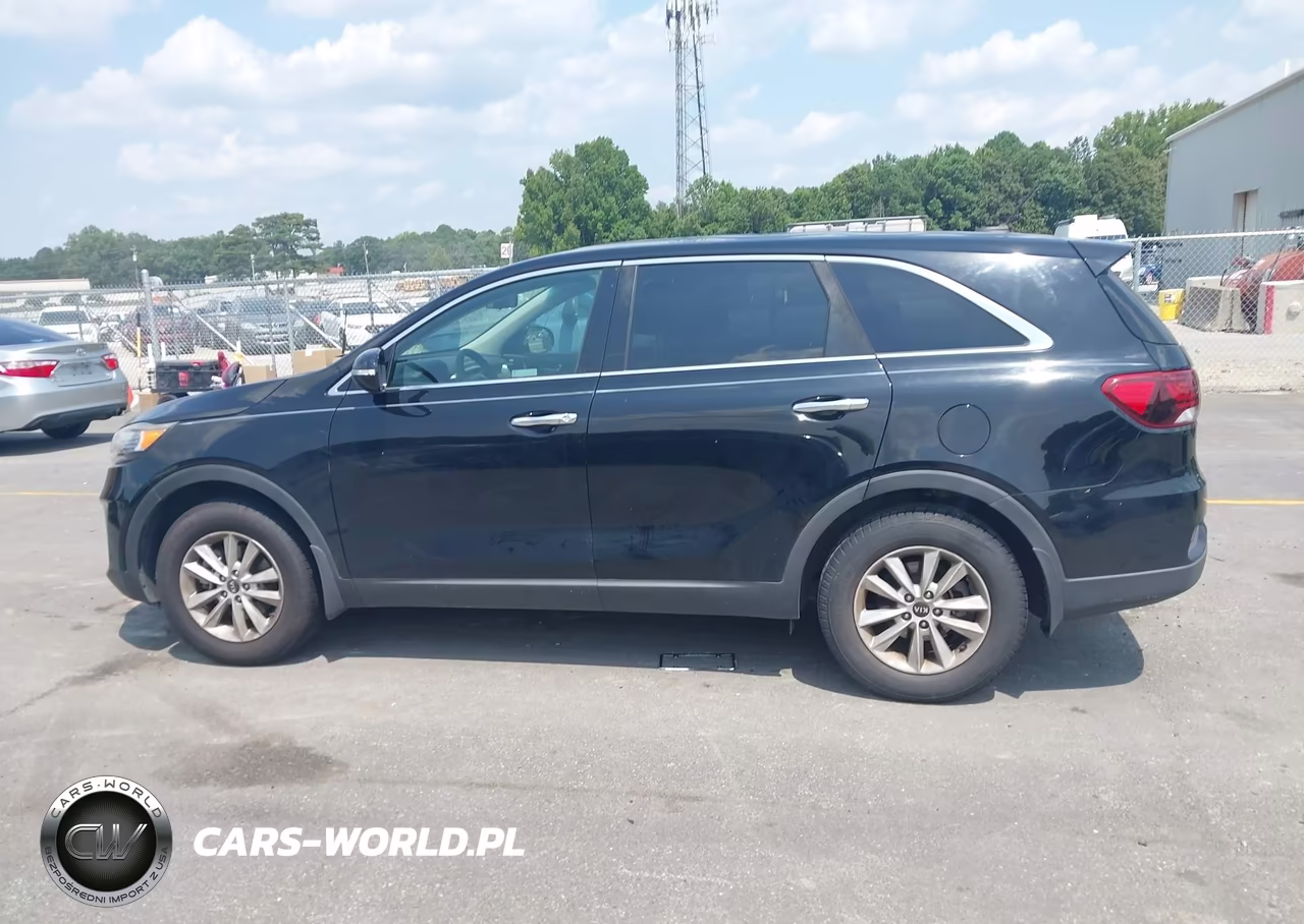 2019 Kia Sorento 2.4L L VIN:5XYPG4A39KG562518 - 14